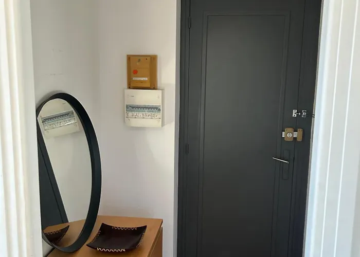 Le Lumina Apartment *