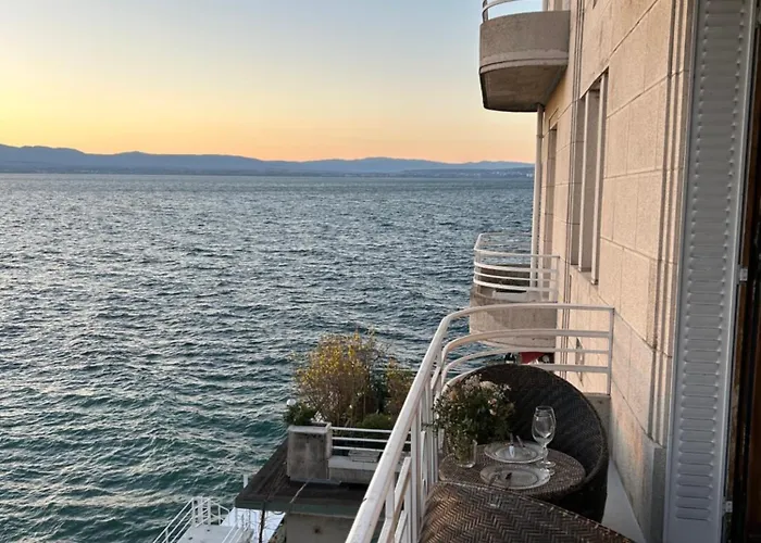 Le Lumina Apartment